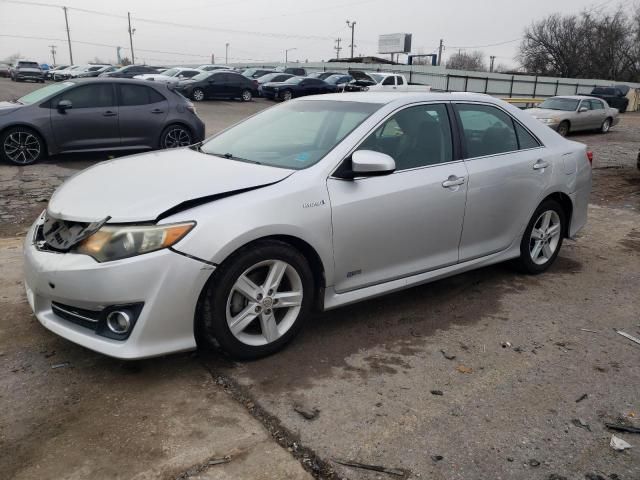 2014 Toyota Camry Hybrid