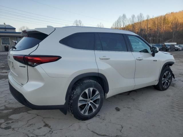 2021 Toyota Highlander Hybrid XLE