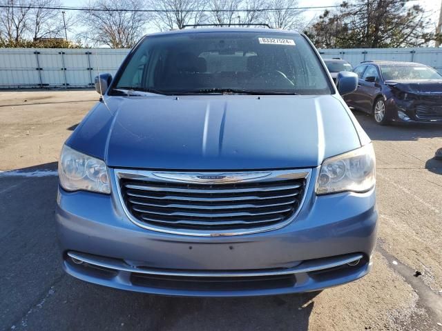 2012 Chrysler Town & Country Touring