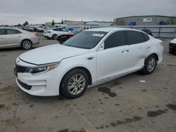 KIA Vehiculos salvage en venta: 2016 KIA Optima LX