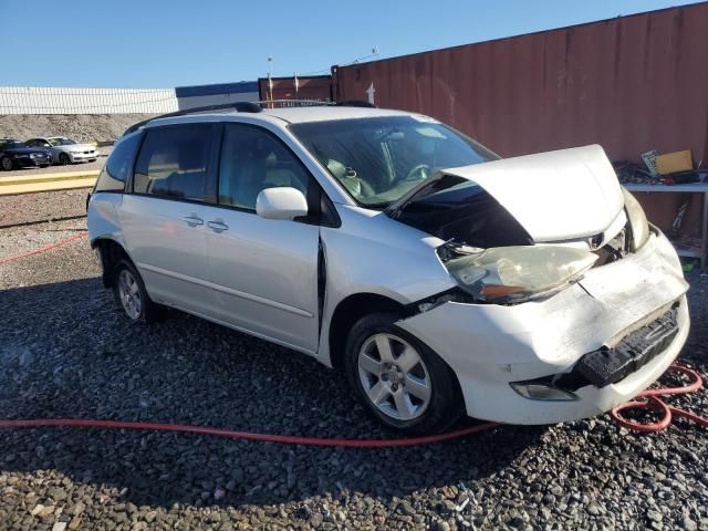 2006 Toyota Sienna XLE