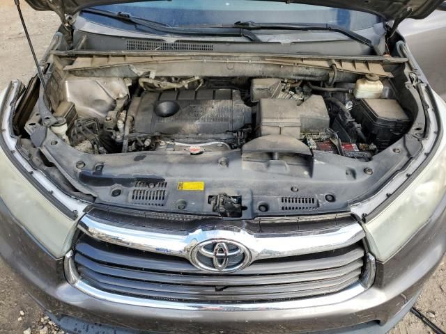 2016 Toyota Highlander LE