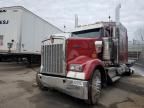 2008 Kenworth Construction W900