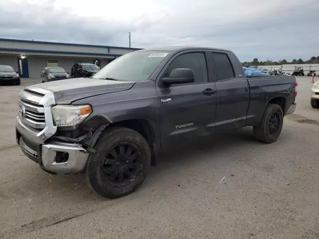 2017 Toyota Tundra Double Cab SR