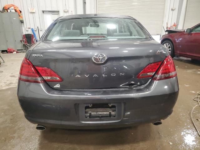 2010 Toyota Avalon XL