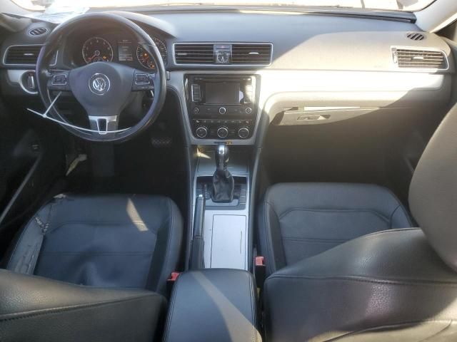 2012 Volkswagen Passat SE