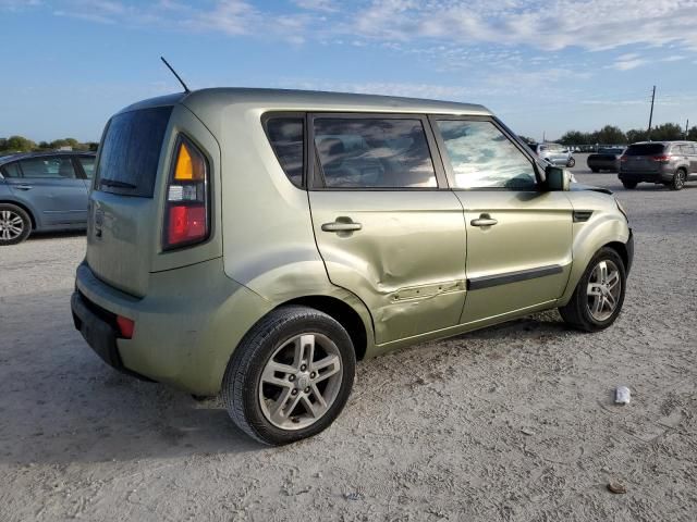 2011 KIA Soul +