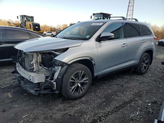 2019 Toyota Highlander LE