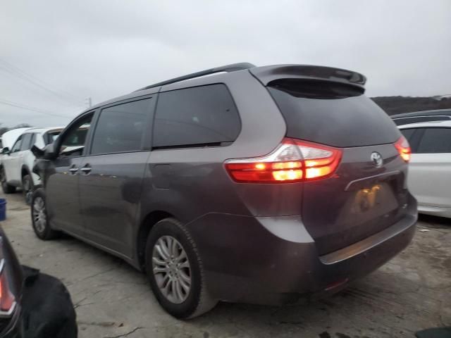 2015 Toyota Sienna XLE