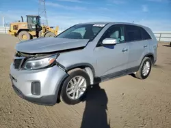 KIA Vehiculos salvage en venta: 2015 KIA Sorento LX