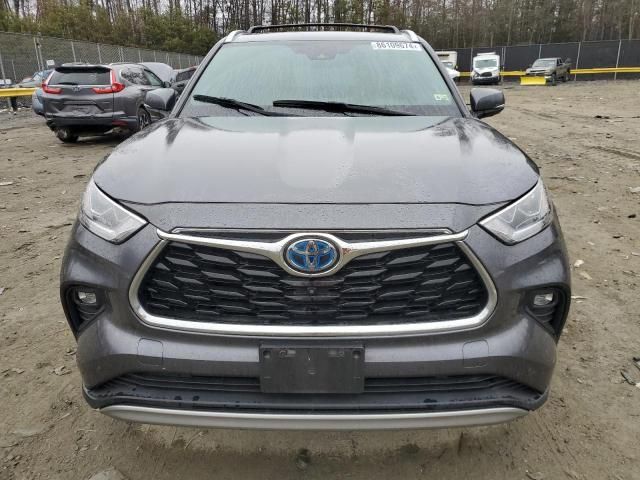 2020 Toyota Highlander Hybrid Platinum