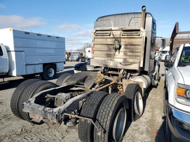 2016 Mack 600 CXU600