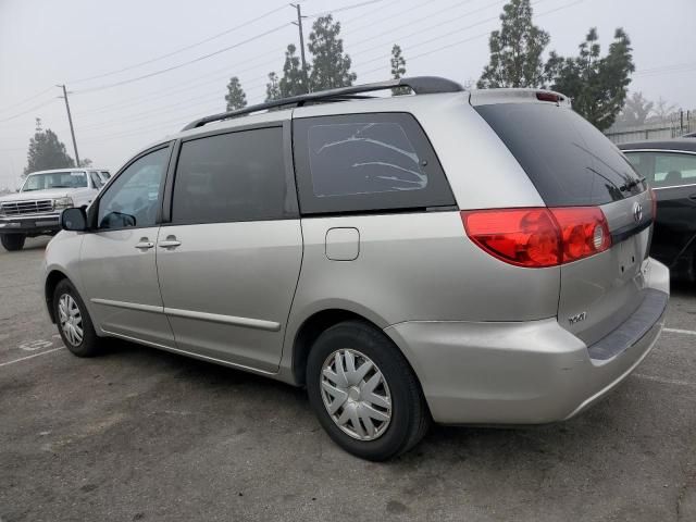 2009 Toyota Sienna CE