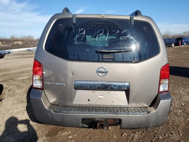 2006 Nissan Pathfinder LE