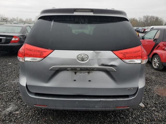 2011 Toyota Sienna XLE