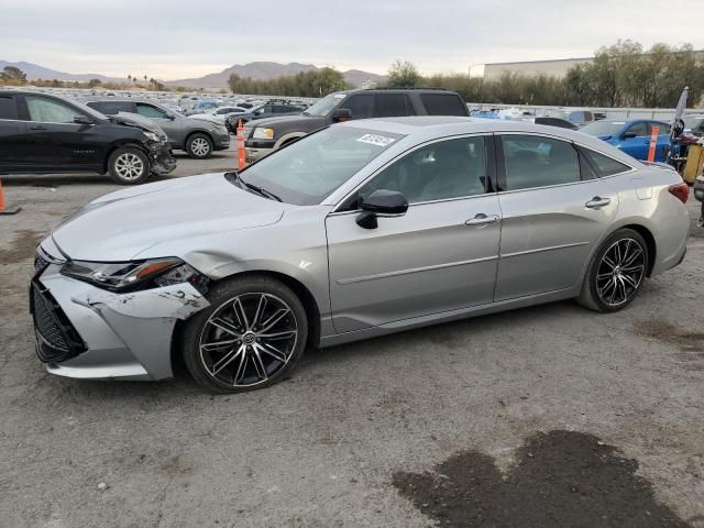 2019 Toyota Avalon XLE