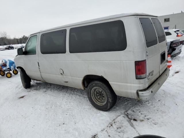 2013 Ford Econoline E350 Super Duty Wagon