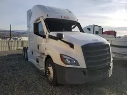 Salvage trucks for sale at Reno, NV auction: 2022 Freightliner Cascadia 126