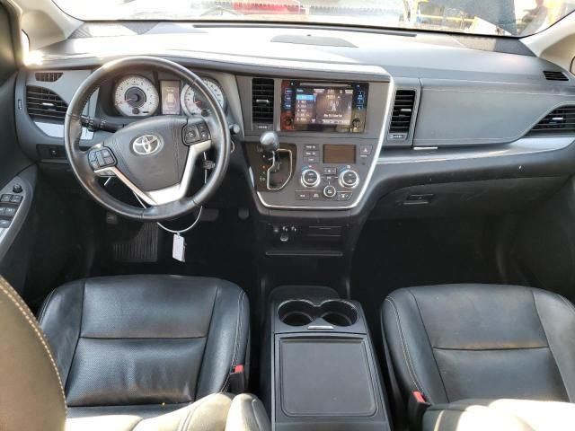 2015 Toyota Sienna Sport