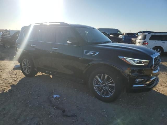 2022 Infiniti QX80 Luxe