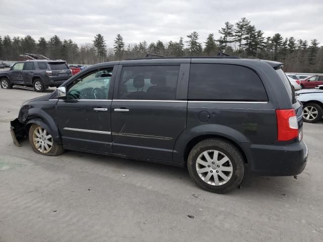 2011 Chrysler Town & Country Touring L