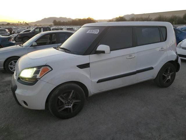 2011 KIA Soul +