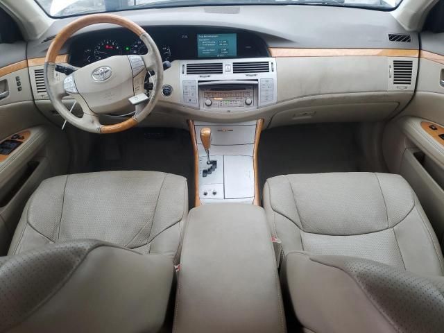 2005 Toyota Avalon XL