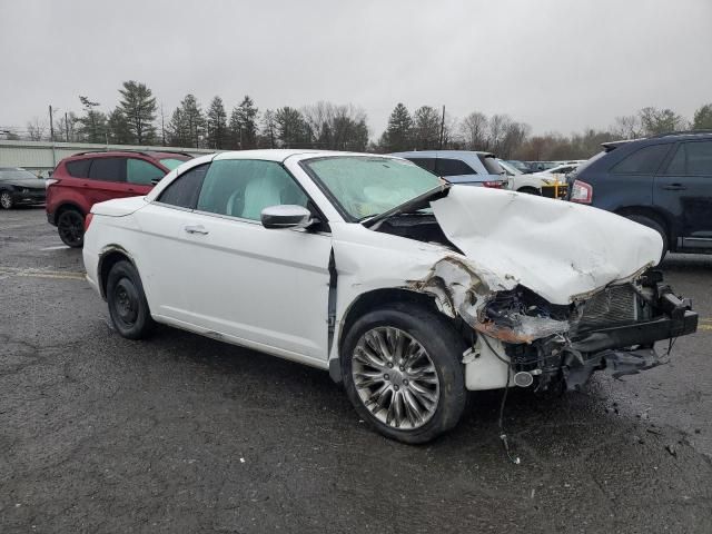 2012 Chrysler 200 Limited