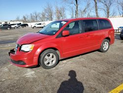 Salvage cars for sale from Copart Bridgeton, MO: 2013 Dodge Grand Caravan SXT