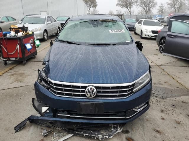 2018 Volkswagen Passat SEL Premium