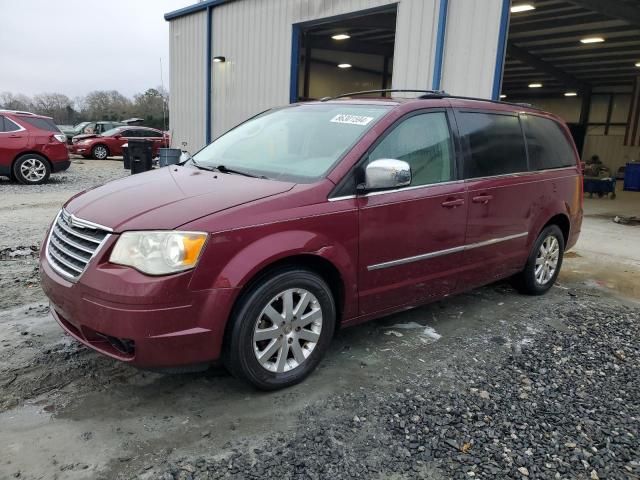 2009 Chrysler Town & Country Touring