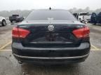 2015 Volkswagen Passat SE