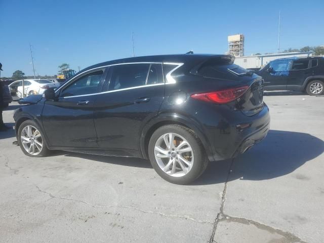 2017 Infiniti QX30 Base