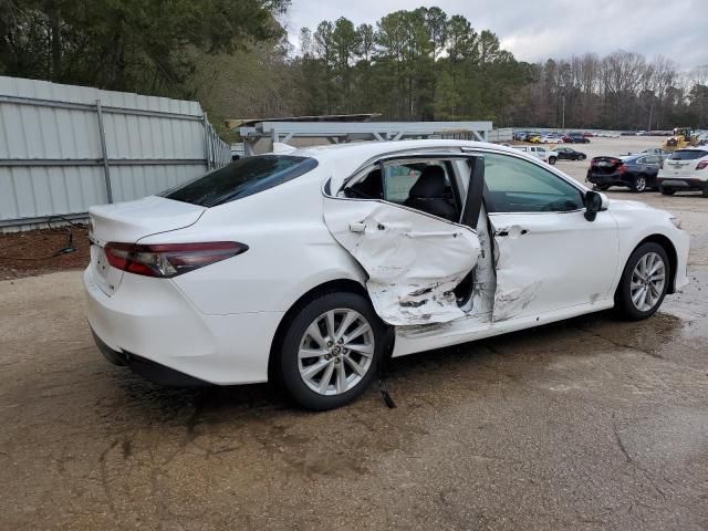 2022 Toyota Camry LE