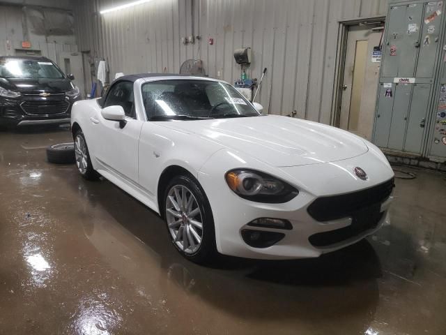 2017 Fiat 124 Spider Classica