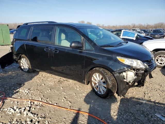 2015 Toyota Sienna LE