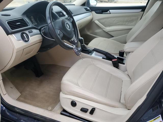 2012 Volkswagen Passat SE