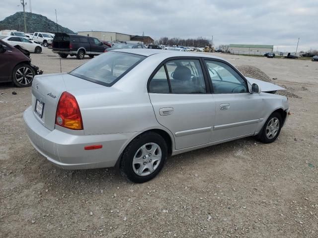 2004 Hyundai Accent GL