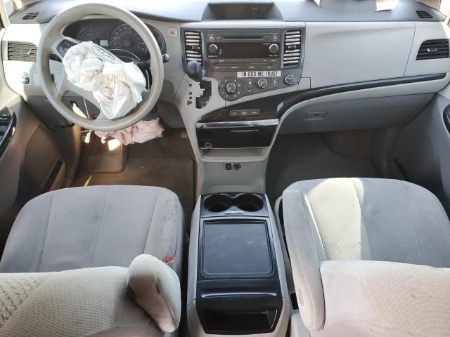 2012 Toyota Sienna LE