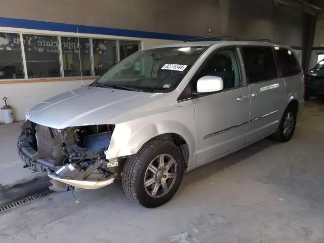 2012 Chrysler Town & Country Touring