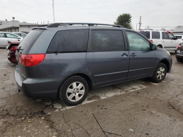 2006 Toyota Sienna CE