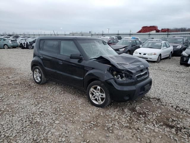 2010 KIA Soul +