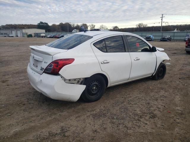 2013 Nissan Versa S