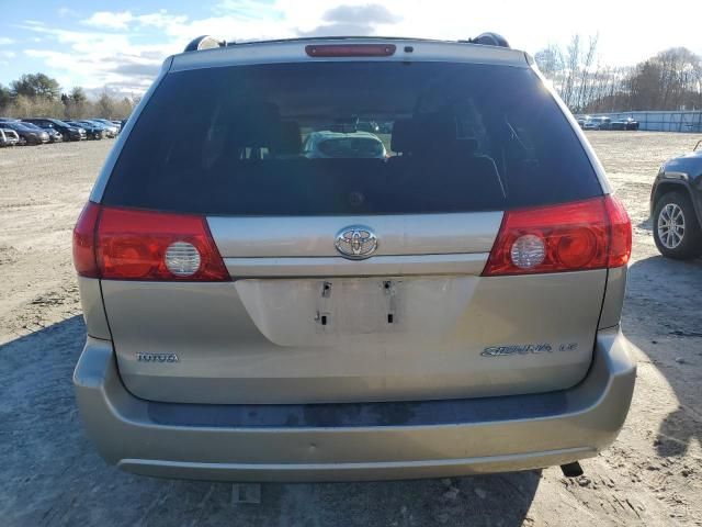 2009 Toyota Sienna CE