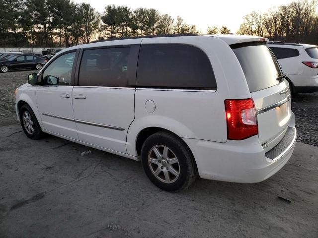 2013 Chrysler Town & Country Touring