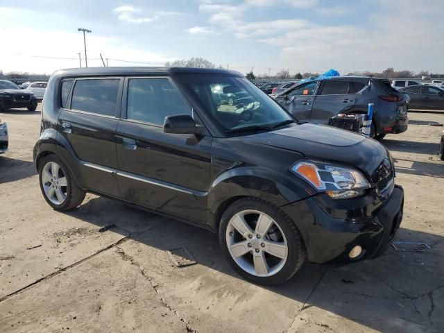 2010 KIA Soul +