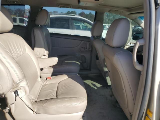 2009 Toyota Sienna XLE