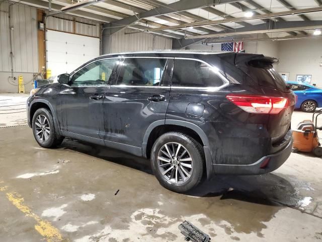 2019 Toyota Highlander SE