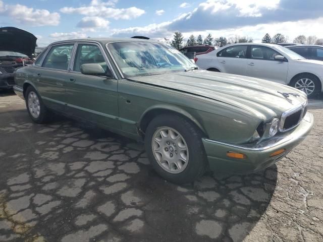 1999 Jaguar XJ8