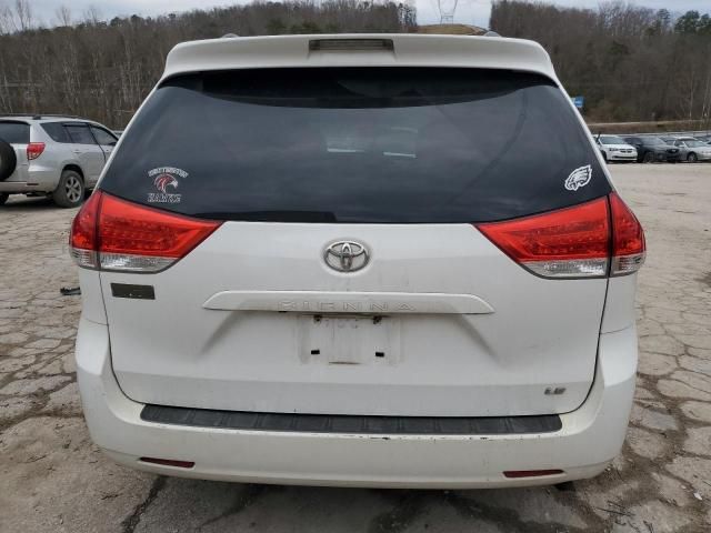 2014 Toyota Sienna LE